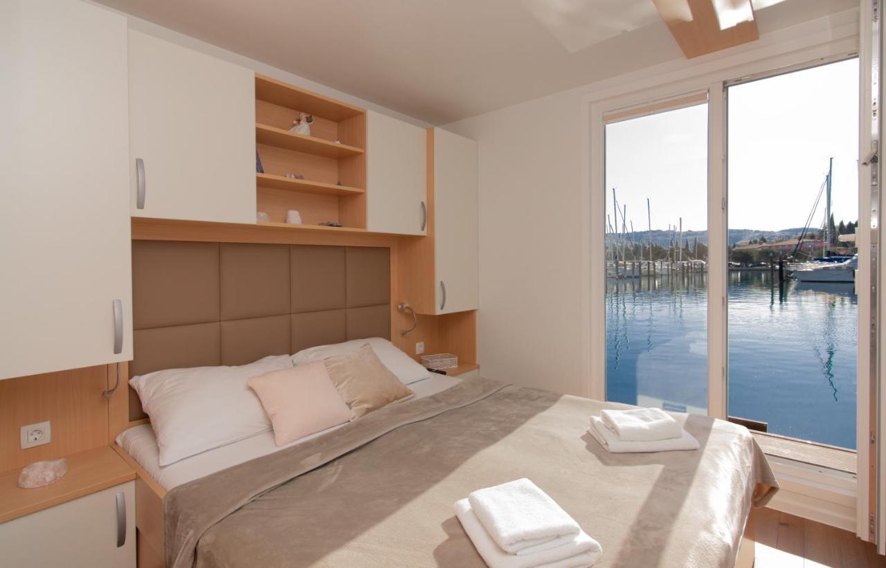 Eldamar Floating House Portoroz Apartment Exterior photo